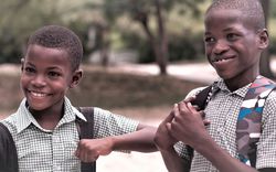 Foto: Unsplash.com
Chlapci z Afriky, misie, úsměv černoušků